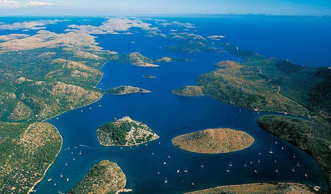 Villa Nina Biograd Na Moru Eksteriør billede